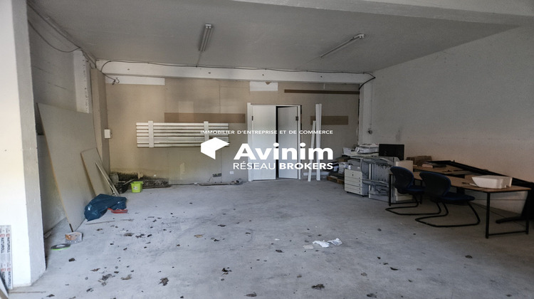 Ma-Cabane - Location Local commercial Arbent, 200 m²