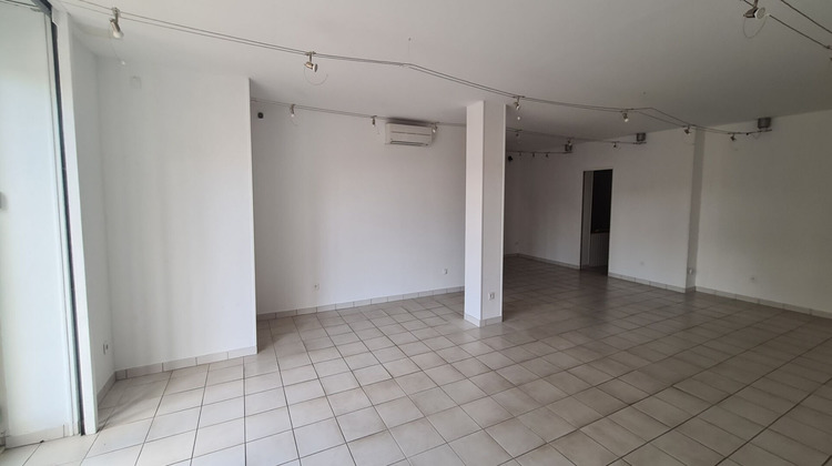 Ma-Cabane - Location Local commercial ARC-SUR-TILLE, 104 m²
