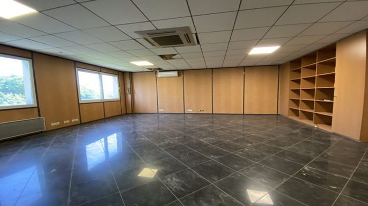 Ma-Cabane - Location Local commercial Argenteuil, 1260 m²