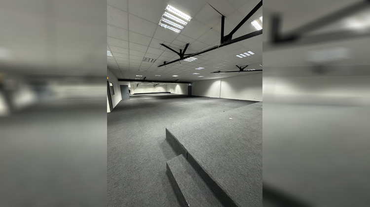 Ma-Cabane - Location Local commercial Argenteuil, 200 m²