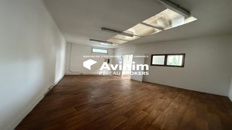 Ma-Cabane - Location Local commercial Argenteuil, 210 m²