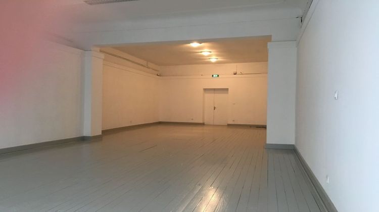 Ma-Cabane - Location Local commercial ARLES, 85 m²