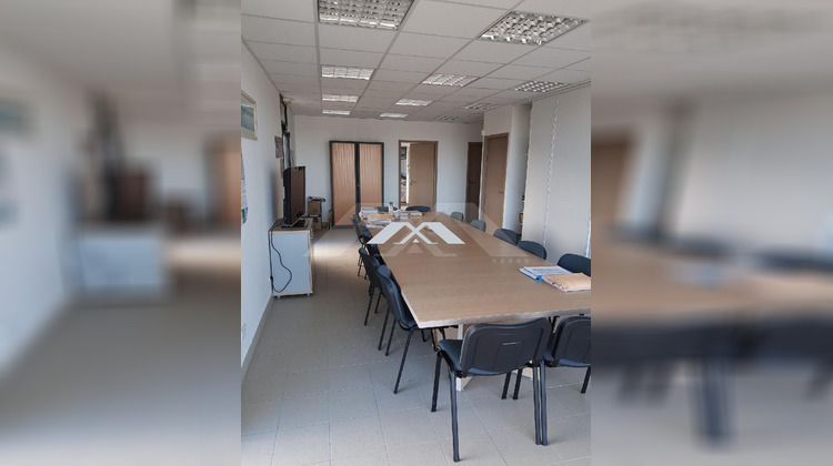 Ma-Cabane - Location Local commercial Arles, 500 m²