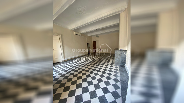 Ma-Cabane - Location Local commercial ARLES, 77 m²