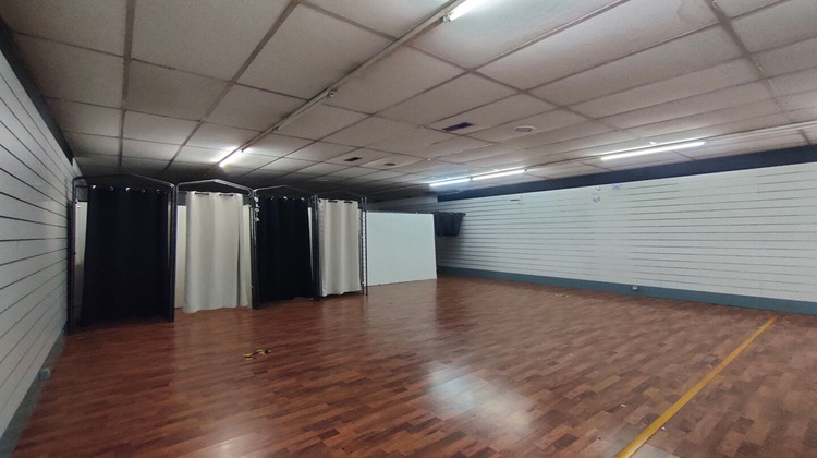 Ma-Cabane - Location Local commercial ARMENTIERES, 220 m²