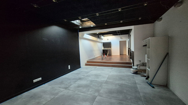 Ma-Cabane - Location Local commercial ARMENTIERES, 76 m²