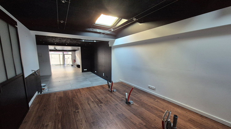 Ma-Cabane - Location Local commercial ARMENTIERES, 76 m²