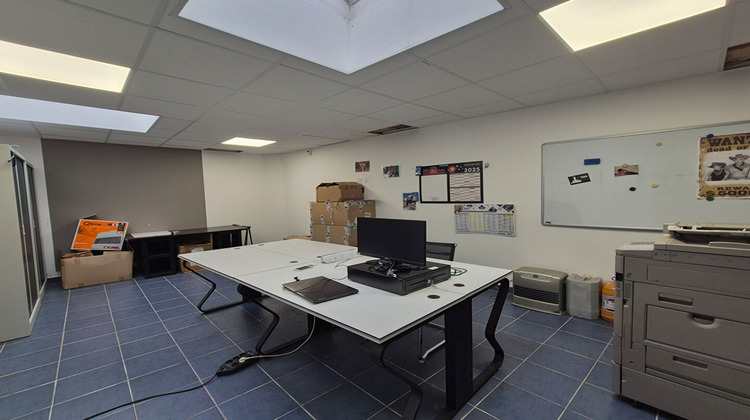 Ma-Cabane - Location Local commercial ARMENTIERES, 87 m²