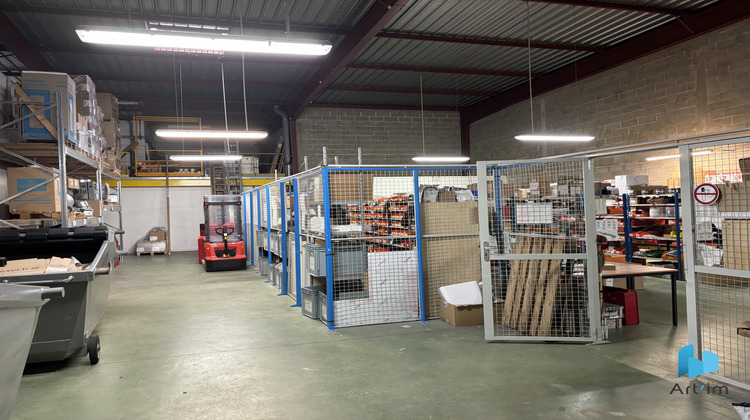 Ma-Cabane - Location Local commercial Arnage, 580 m²