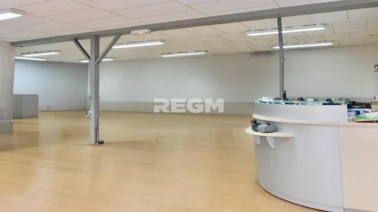 Ma-Cabane - Location Local commercial Arras, 182 m²