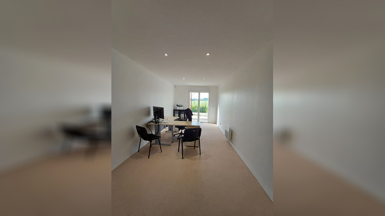 Ma-Cabane - Location Local commercial ASSAT, 452 m²