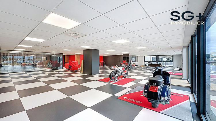 Ma-Cabane - Location Local commercial AUBAGNE, 203 m²