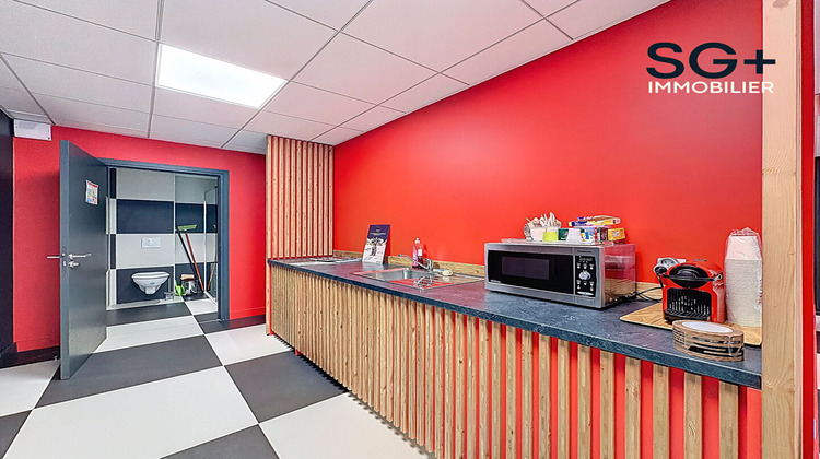 Ma-Cabane - Location Local commercial AUBAGNE, 203 m²