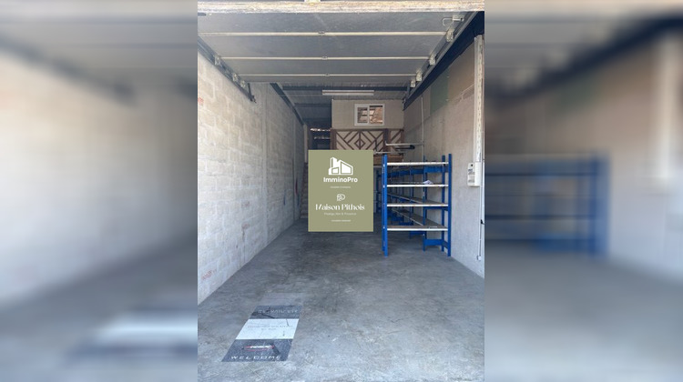 Ma-Cabane - Location Local commercial Aubagne, 100 m²
