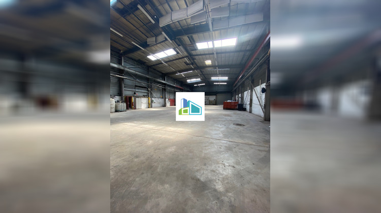 Ma-Cabane - Location Local commercial Aubagne, 900 m²