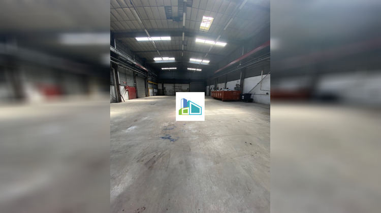 Ma-Cabane - Location Local commercial Aubagne, 900 m²