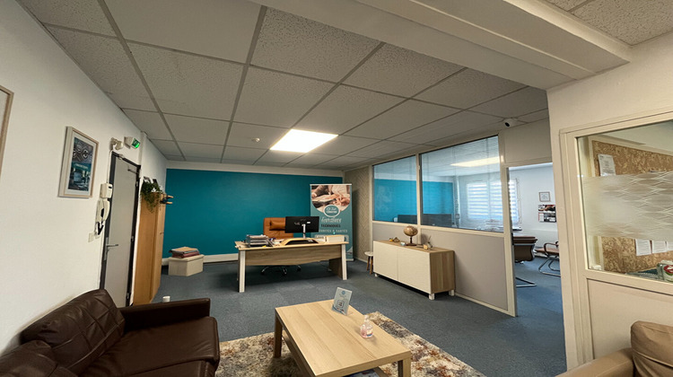 Ma-Cabane - Location Local commercial AUBAGNE, 70 m²