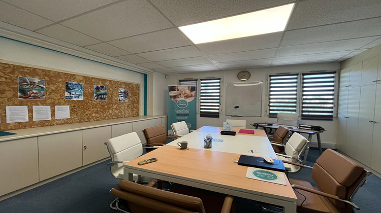 Ma-Cabane - Location Local commercial AUBAGNE, 70 m²