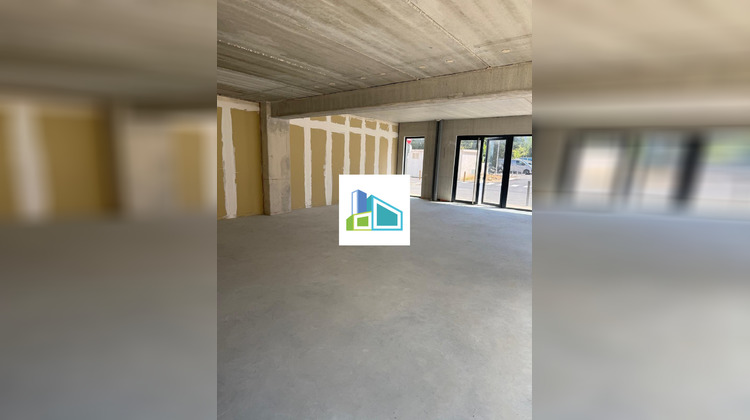 Ma-Cabane - Location Local commercial Aubagne, 72 m²