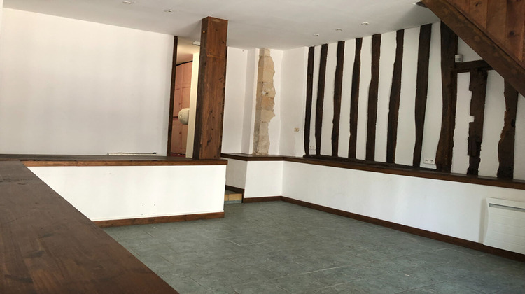 Ma-Cabane - Location Local commercial AUBIGNY-SUR-NERE, 35 m²
