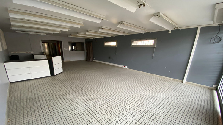 Ma-Cabane - Location Local commercial AUBIGNY-SUR-NERE, 148 m²
