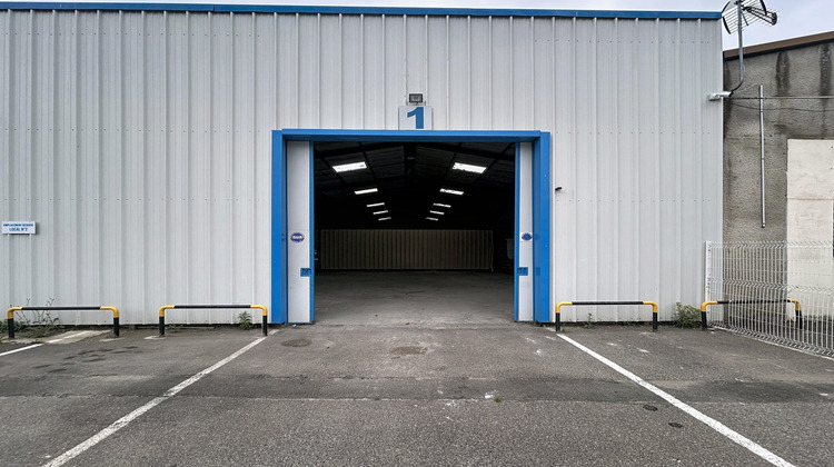 Ma-Cabane - Location Local commercial Aucamville, 150 m²