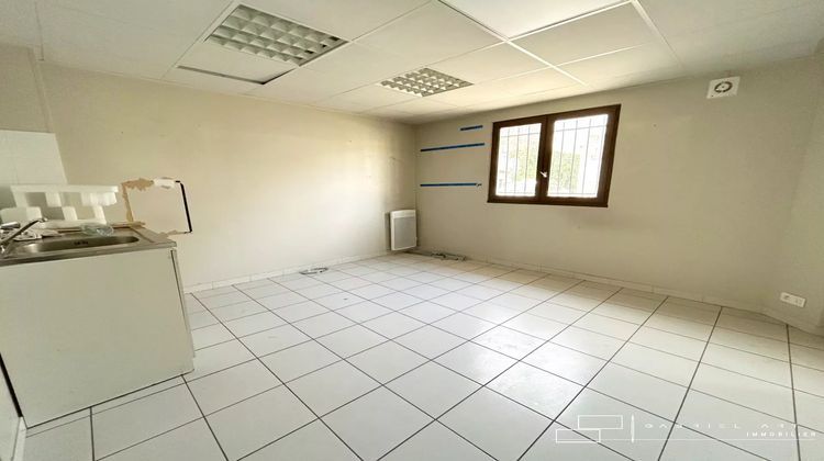 Ma-Cabane - Location Local commercial Auch, 350 m²