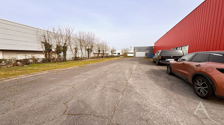 Ma-Cabane - Location Local commercial AUGNY, 1030 m²
