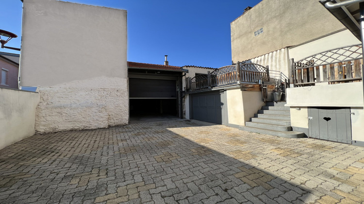 Ma-Cabane - Location Local commercial Aulnat, 145 m²