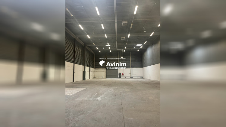 Ma-Cabane - Location Local commercial Aulnay-sous-Bois, 1161 m²