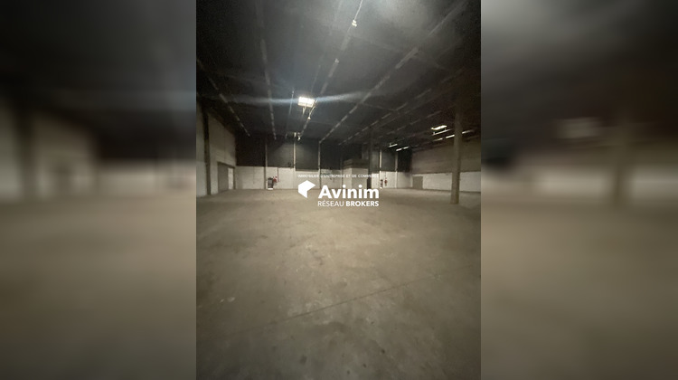 Ma-Cabane - Location Local commercial Aulnay-sous-Bois, 1161 m²