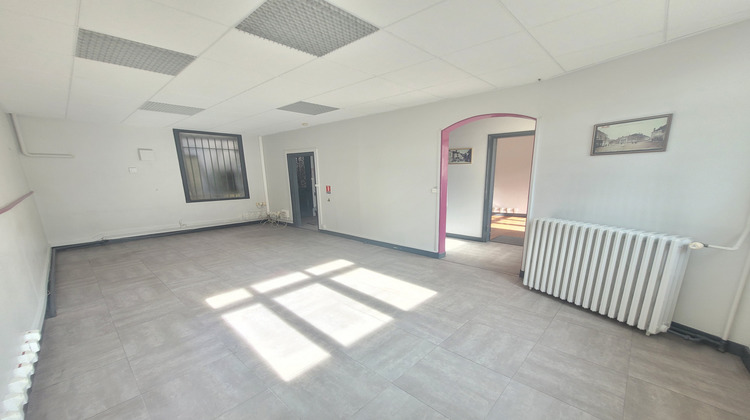 Ma-Cabane - Location Local commercial Auneau, 136 m²