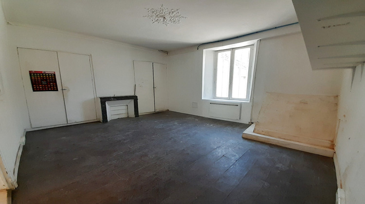 Ma-Cabane - Location Local commercial Auneau-Bleury-Saint-Symphorien, 62 m²