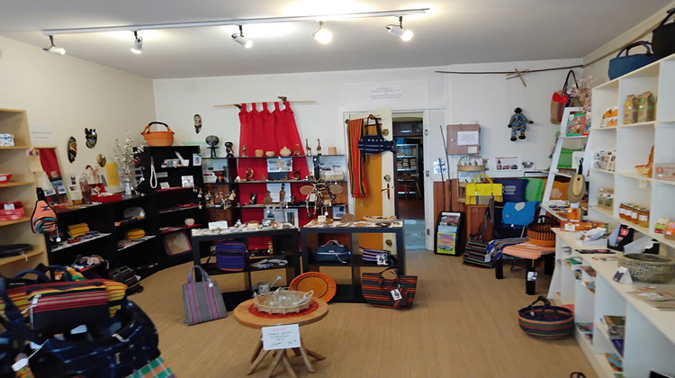 Ma-Cabane - Location Local commercial AUTUN, 60 m²