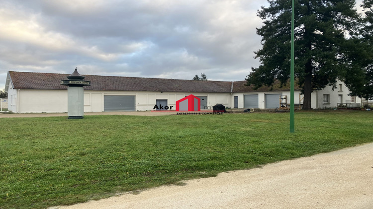 Ma-Cabane - Location Local commercial Auxerre, 590 m²