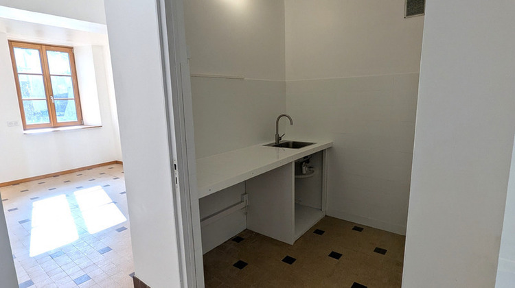 Ma-Cabane - Location Local commercial AVALLON, 40 m²