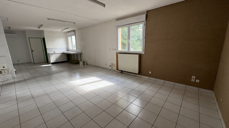 Ma-Cabane - Location Local commercial AVERMES, 138 m²