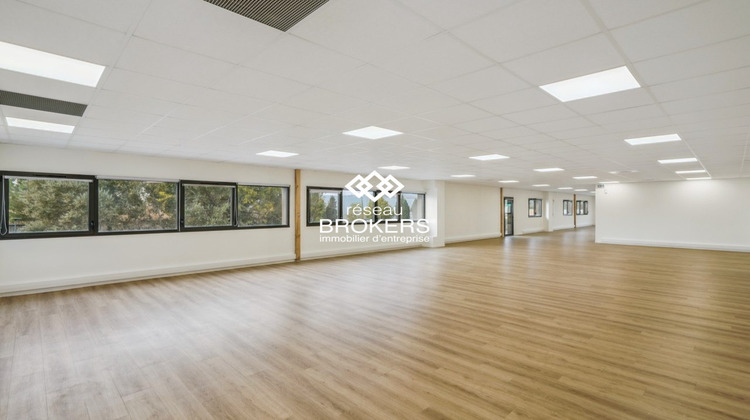 Ma-Cabane - Location Local commercial Avignon, 814 m²