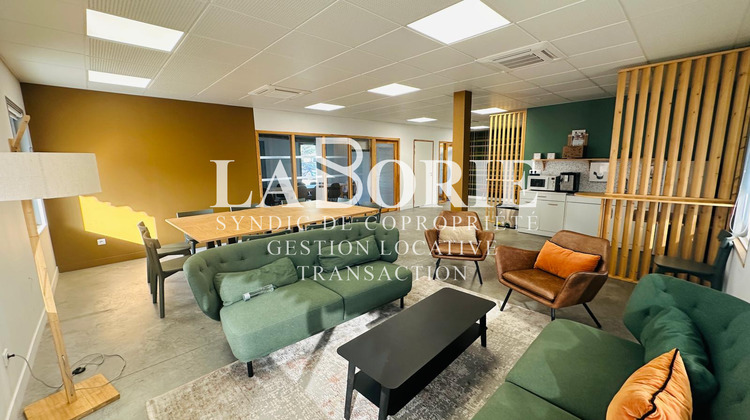 Ma-Cabane - Location Local commercial Avignon, 93 m²