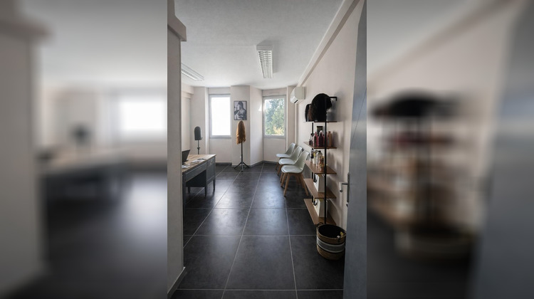 Ma-Cabane - Location Local commercial AVIGNON, 60 m²