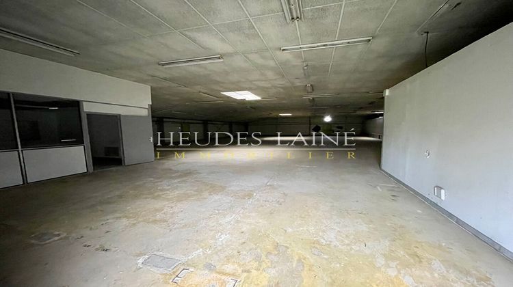Ma-Cabane - Location Local commercial AVRANCHES, 769 m²