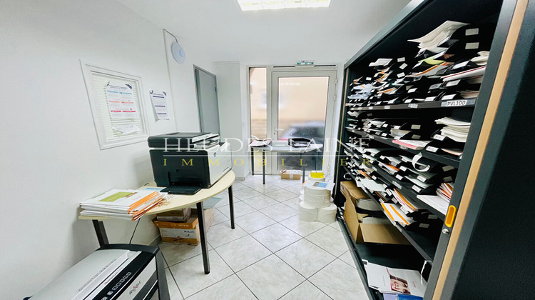 Ma-Cabane - Location Local commercial AVRANCHES, 97 m²