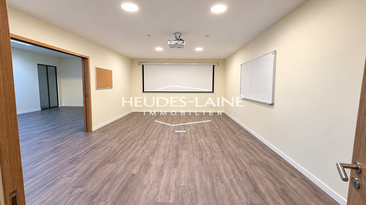 Ma-Cabane - Location Local commercial AVRANCHES, 216 m²