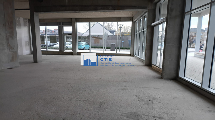 Ma-Cabane - Location Local commercial Avrillé, 143 m²