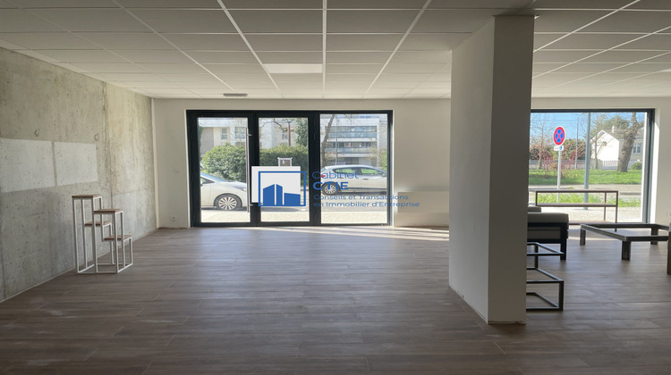Ma-Cabane - Location Local commercial Avrillé, 101 m²