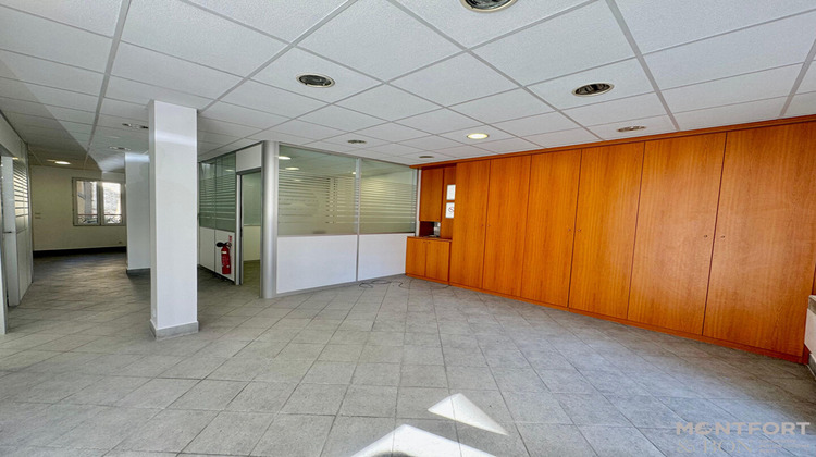 Ma-Cabane - Location Local commercial BAGNEUX, 89 m²
