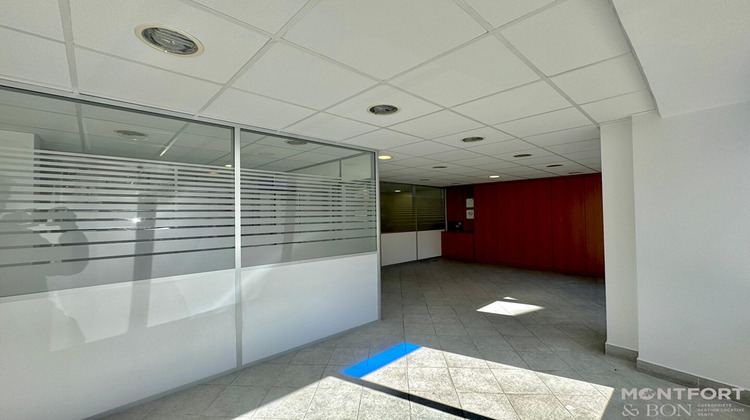 Ma-Cabane - Location Local commercial BAGNEUX, 89 m²