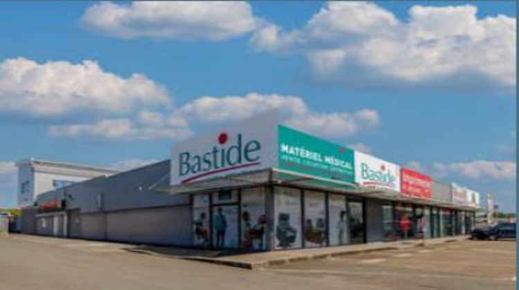 Ma-Cabane - Location Local commercial Baie-Mahault, 119 m²