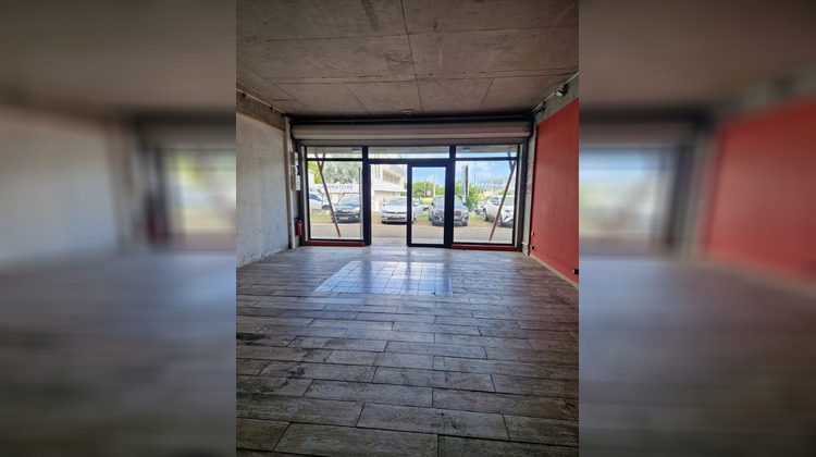 Ma-Cabane - Location Local commercial Baie-Mahault, 52 m²