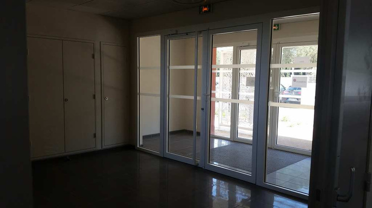 Ma-Cabane - Location Local commercial BAILLARGUES, 87 m²